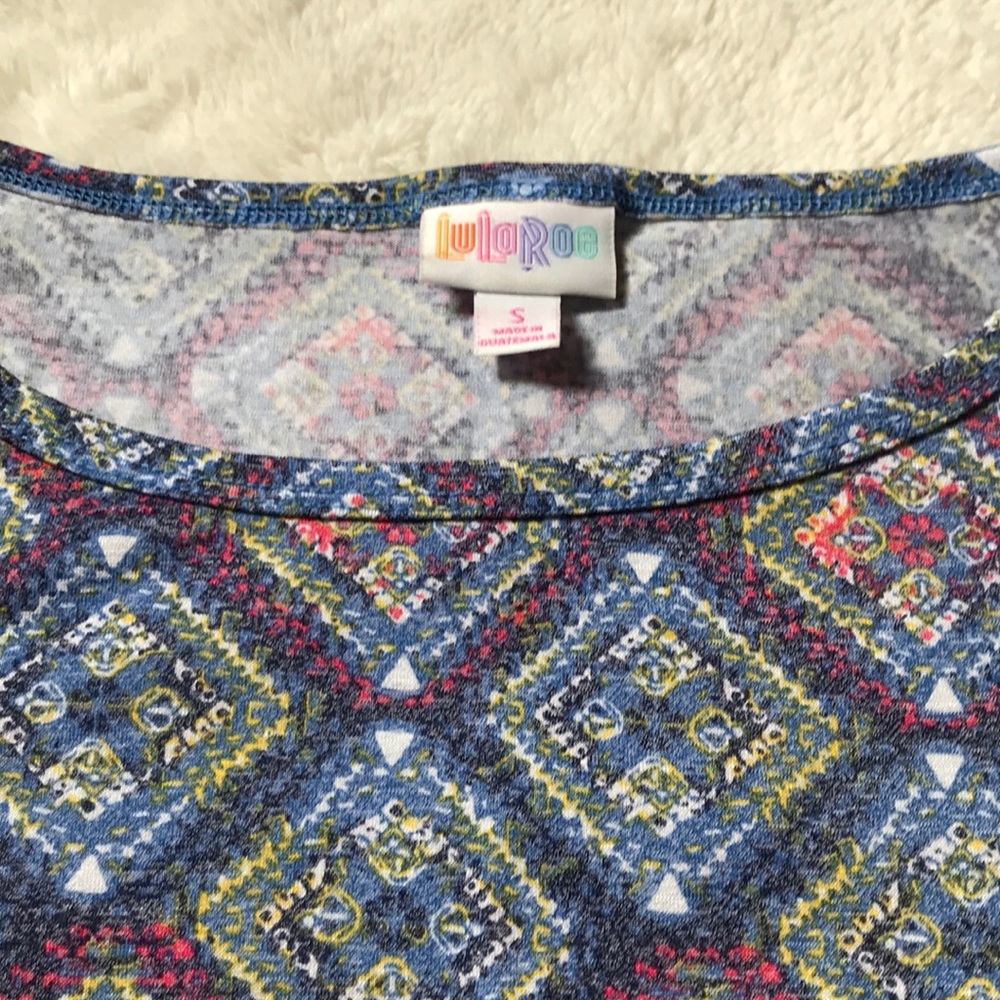 Lularoe S Julia - Blue with diamond pattern